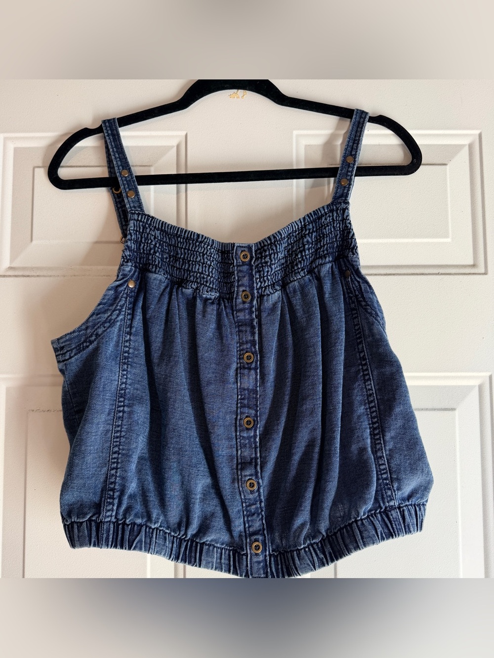 Pilcro denim chambray bubble tank button detail size Large